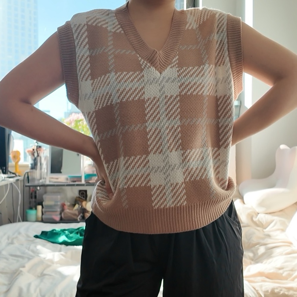 Elegant V-Neck Plaid Sweater Vest